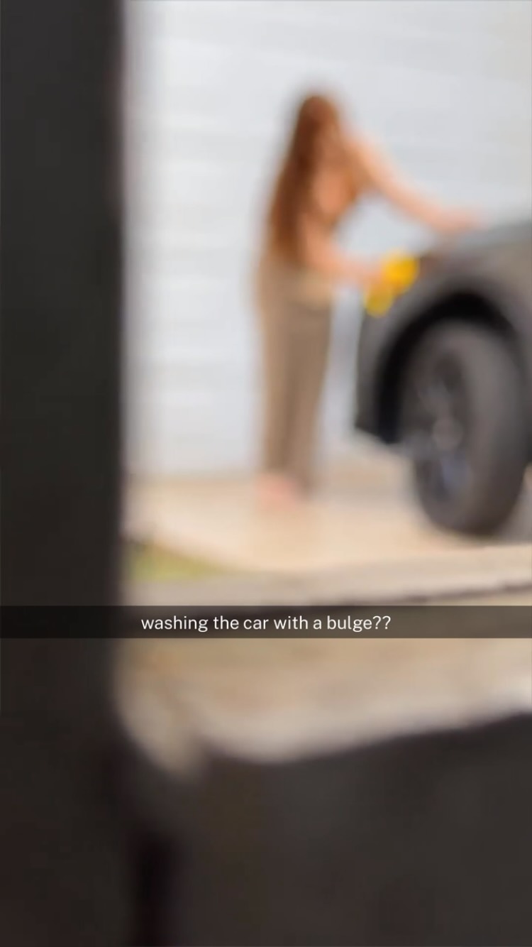 Not me forgetting there was even a car 💀